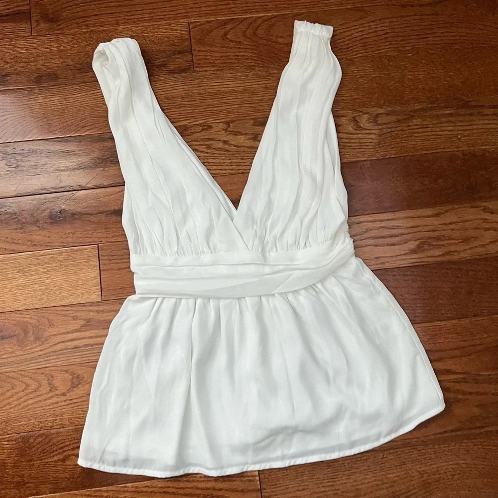 LULUS My Joy White Peplum Top Sz S - Picture 9 of 11